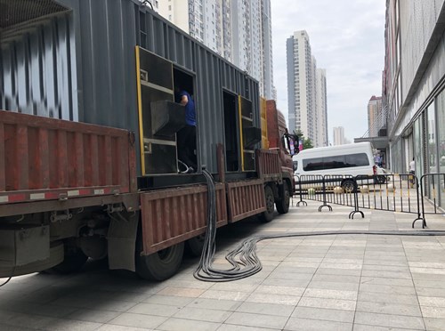博尔塔拉柴油发电机空气滤清器在不同季节的更换周期是否有差异？